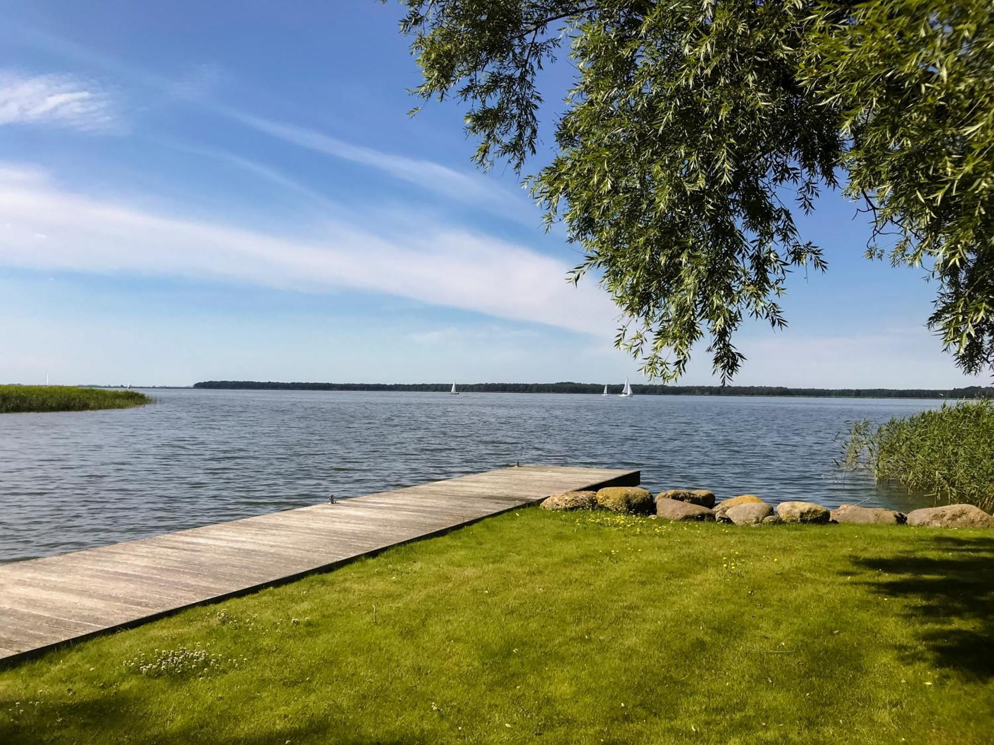Peeneblick - Traumhaus In Exklusiver Direktlage Am Wasser Mit Eigenem Bootssteg Fuer 8 Personen Rankwitz Exterior foto